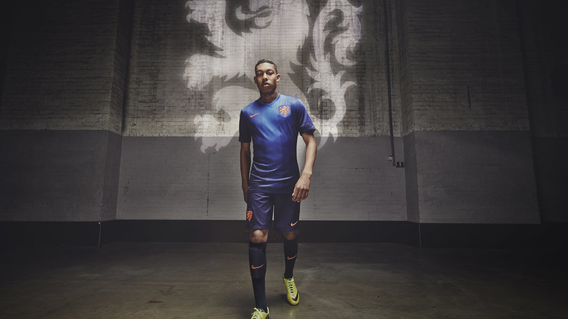 世界杯附加赛欧洲区 葡萄牙惊险过关C罗连场建功